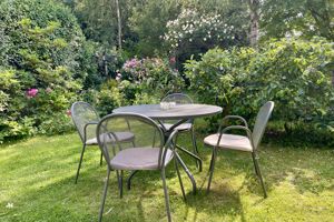 Photo 8- click for photo gallery